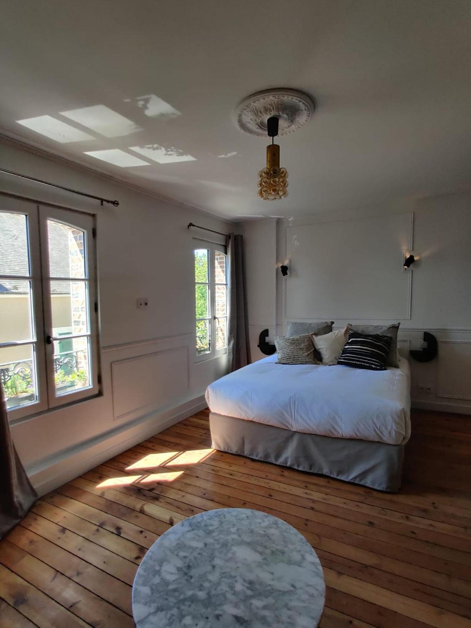 Maison Seize Préaux Exteriör bild